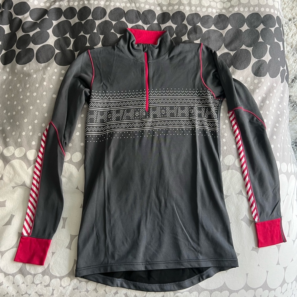 Helly Hansen mid or base layer top!
